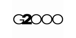 纵横两千集团由田北辰先生于1980年在香港创立。G2000品牌创立于1985年，並致力定位为专业服装连锁店，全力銷售時尚潮流男女行政服饰。发展至今，纵横两千集团已经成为多品牌零售商，旗下主要品牌包括G2000 MAN、G2000 WOMAN、G2000 BLACK和At Twenty。 至今集团共有超過700家零售店铺。